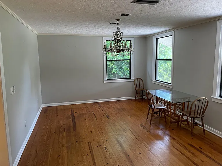 2123 University Blvd S — Photo 15