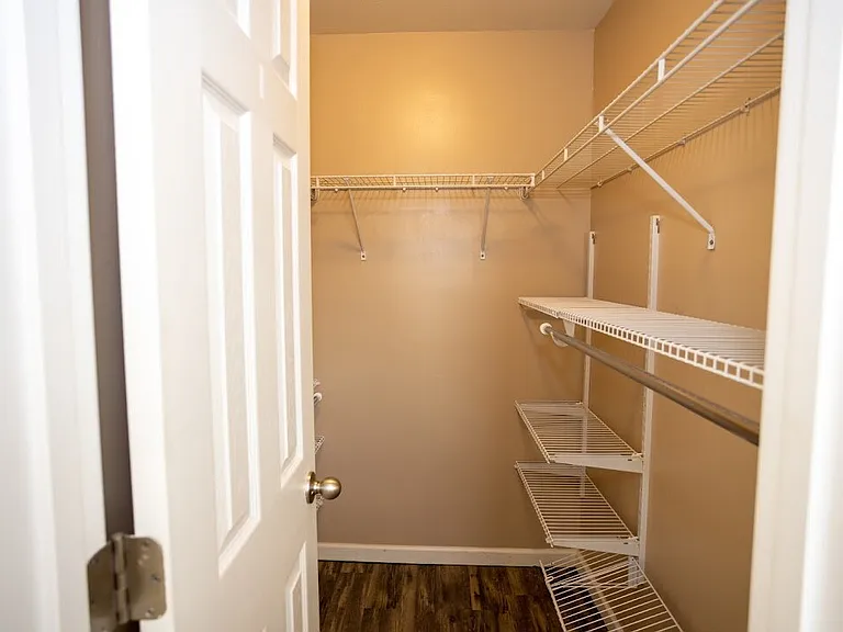1824 Polaris Dr — Photo 25