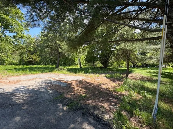 32 Central St, Newbury, MA 01922