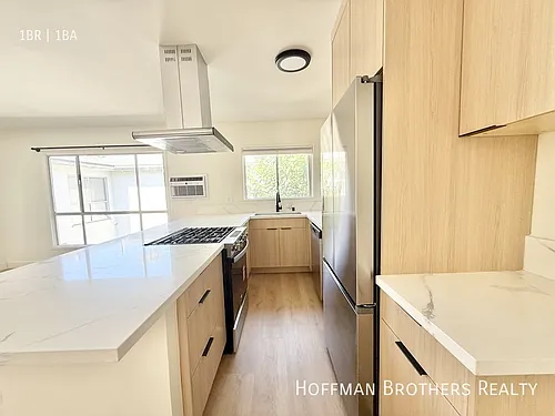 5757 La Mirada Ave #13 Photo 1