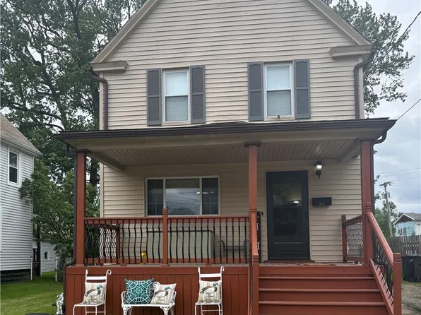 716 Foster Ave, Elyria, OH 44035