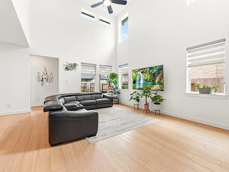 21646 Laggan Cliff Ln — Photo 14