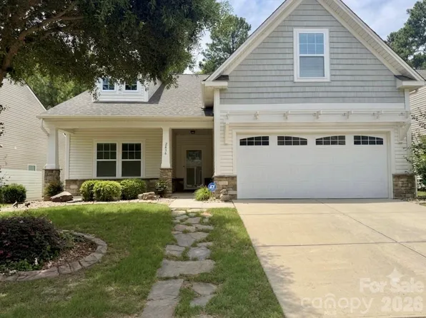 2436 Bergamot St, Tega Cay, SC 29708