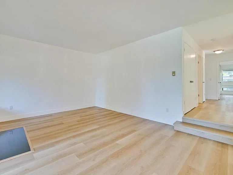 928 Wright Ave #303 — Photo 17