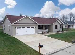 120 Jefferson Dr, Breese, IL 62230