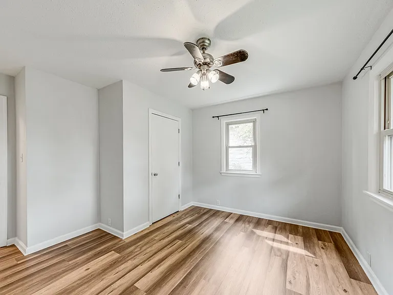 615 Breen Dr — Photo 11