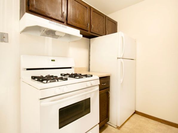 8221 Riverview Ln N #63