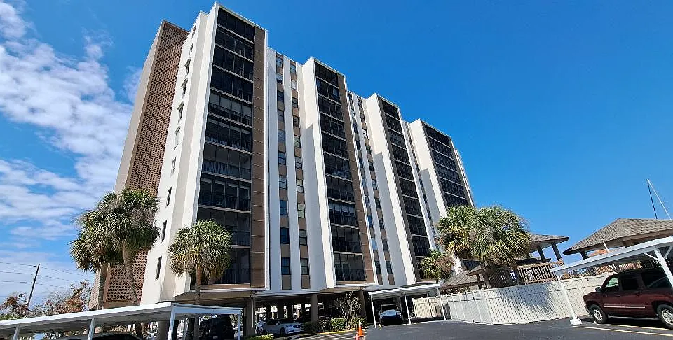 10355 Paradise Blvd #714