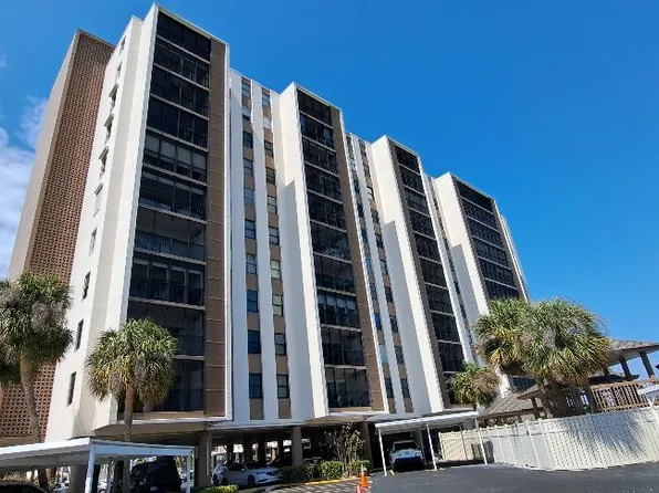 10355 Paradise Blvd, Treasure Island, FL