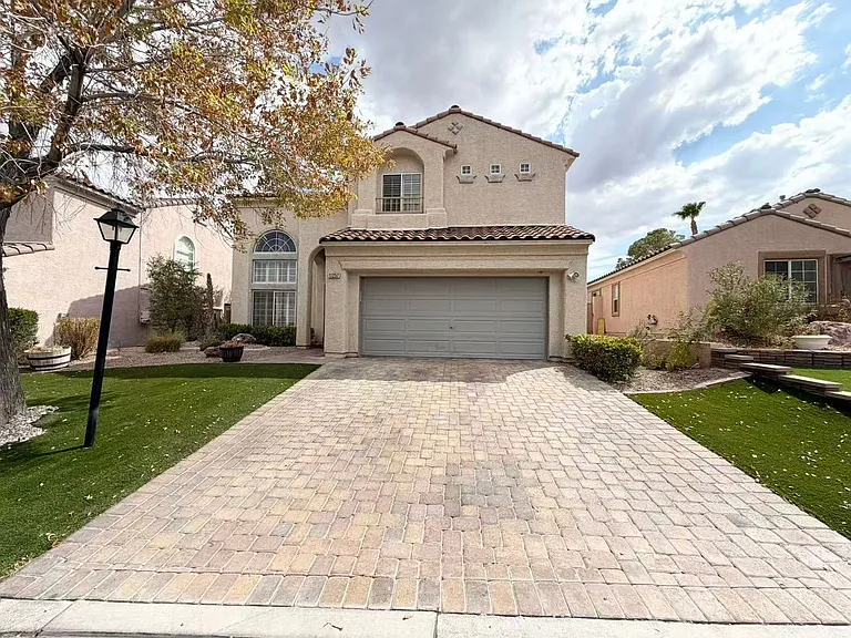 11257 Playa Caribe Ave — Photo 1