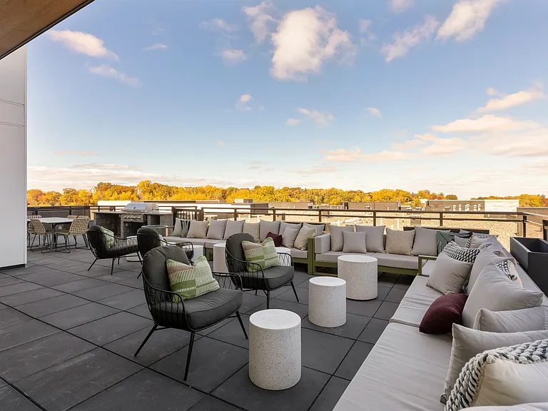 Savor Apartments — Photo 21
