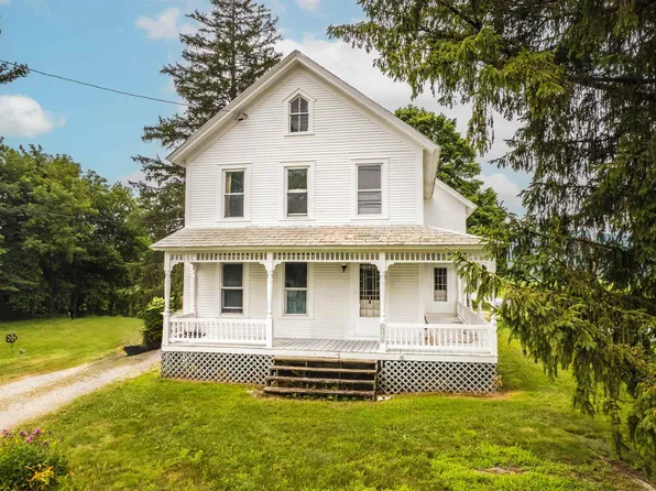 3497 Middle Road, Clarendon, VT 05759