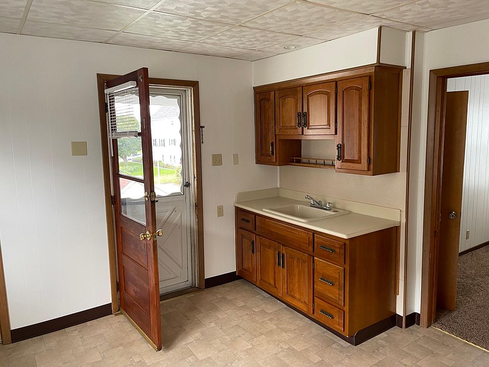 1st image of 1342 Saint Ann St #1