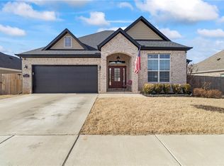 2575 S Cobalt Ave, Fayetteville, AR 72701