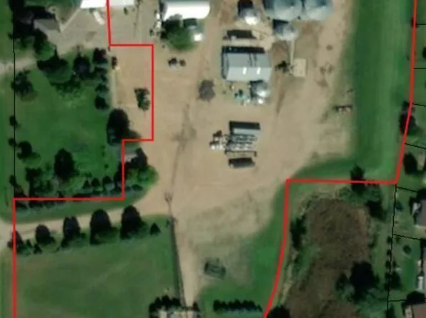 961 S Meridian St, Belle Plaine, MN 56011
