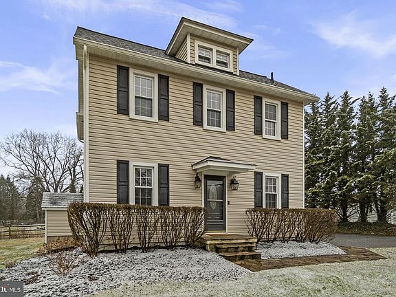 2nd image of 4311 Butler Rd