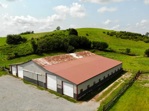 100 Clark St, Hustonville, KY 40437
