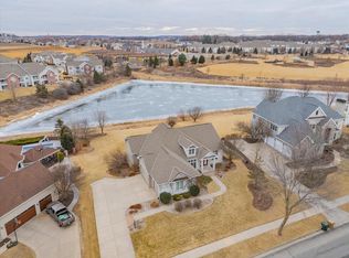 814 Hidden Cave Rd, Madison, WI 53717