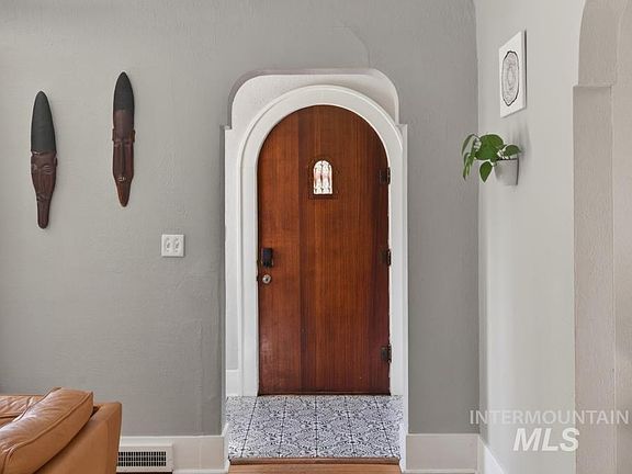 5th image of 207 N Hayes St