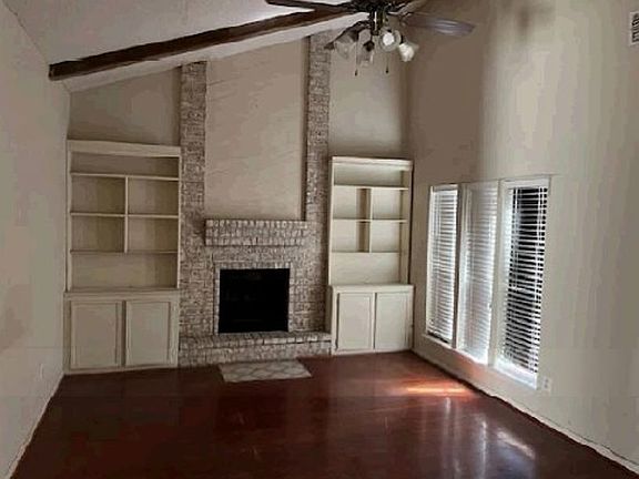 Additional Living Room