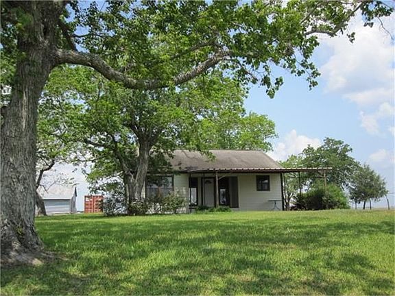2nd image of 943 County Road 219