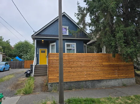 2428 NE Rodney Ave, Portland, OR 97212