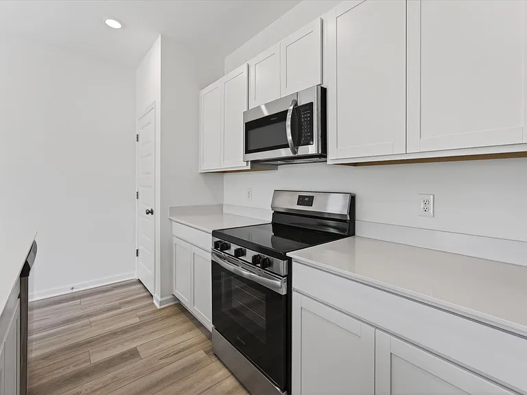 1278 Ross Farms Blvd — Photo 15
