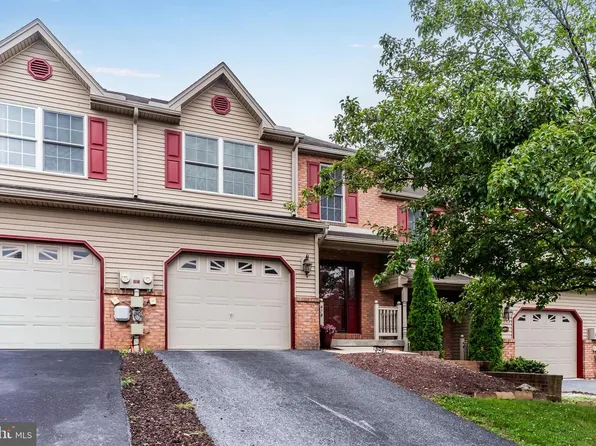 489 Sunday Dr, Harrisburg, PA 17111