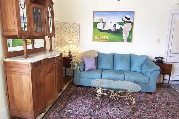 Rented by Susan Finkel, LREB | media 33