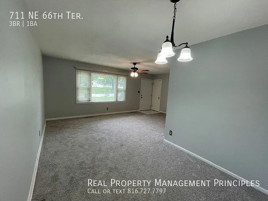 Three Bedroom Ranch Charmer With A Large Back Yard! — Photo 4