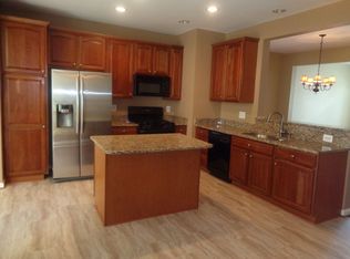 8472 Hallie Rose St, Alexandria, VA 22309