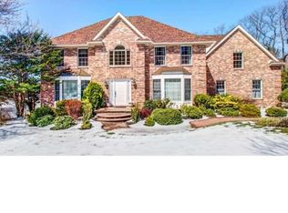 402 Bartram Ln W, Hockessin, DE 19707