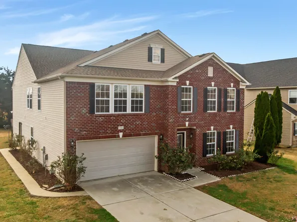 722 Chipmeadow Ln, York, SC 29745
