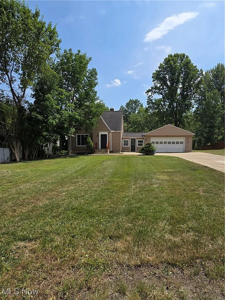 15080 Schreiber Rd photo 1