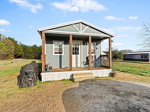 4th image of 222 Sheep Leg Rd