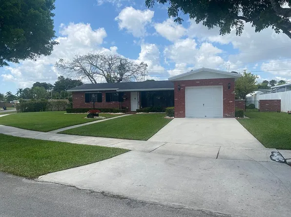 10830 SW 68th Dr, Miami, FL 33173