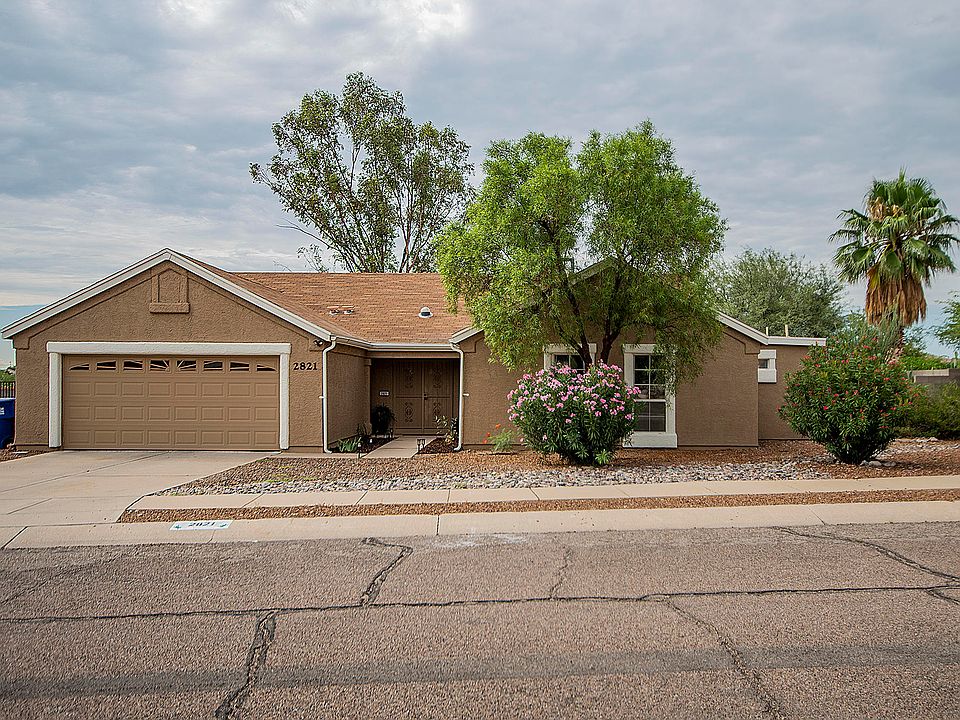 1st image of 2821 W Calle Gardenias