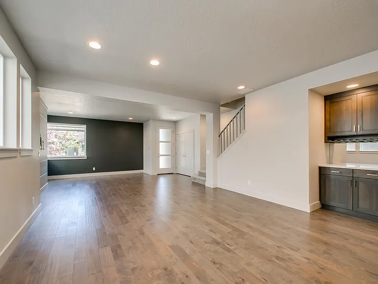 3961 E Parkcenter Blvd — Photo 7