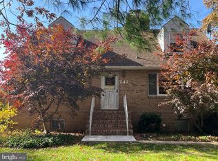 247 Serpentine Dr, Bayville, NJ 08721