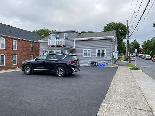 1st image of 30 Excelsior Ave APT 2