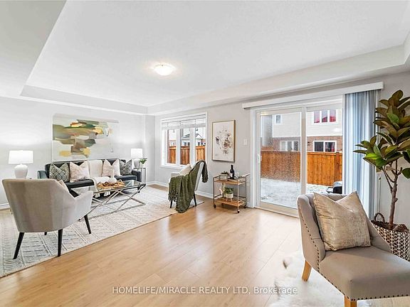 5th image of 21 Donlamont Cir