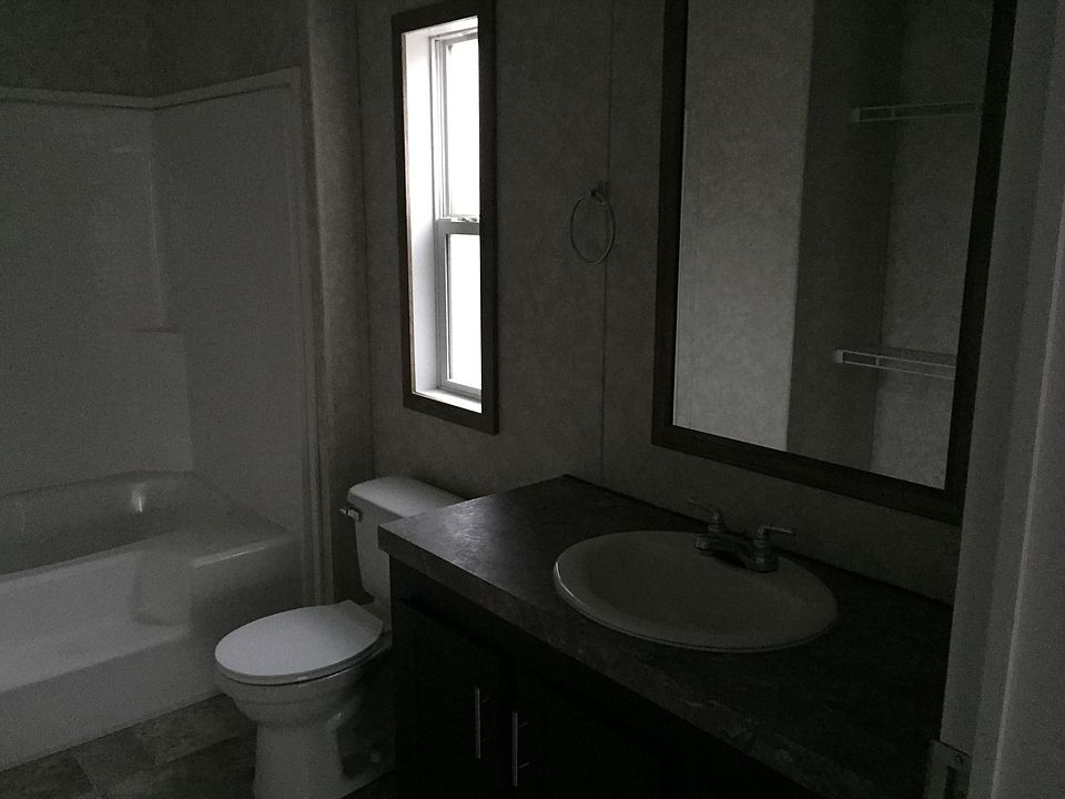 1st image of 3305 Crystal Ave