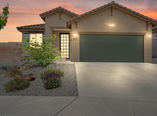 2001 White Squall Dr NW, Albuquerque, NM 87120