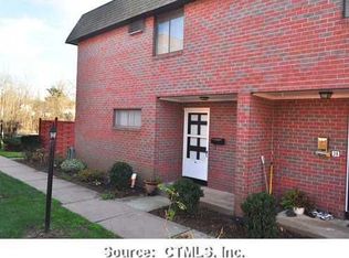 41 Sharon Ln, Wethersfield, CT 06109