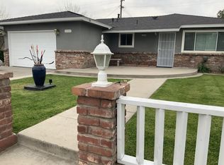 1204 Peach Ave, Clovis, CA 93612