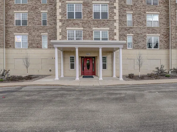 9213 Crosswinds Ln APT 103, Verona, WI 53593