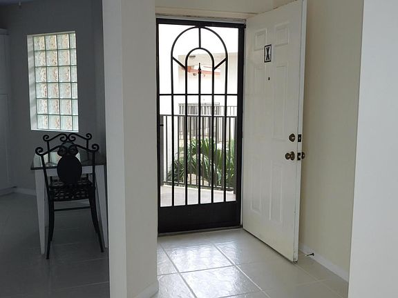 2nd image of 5157 Floria Way APT X