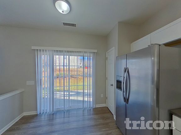 5th image of 2521 Wingdale Dr