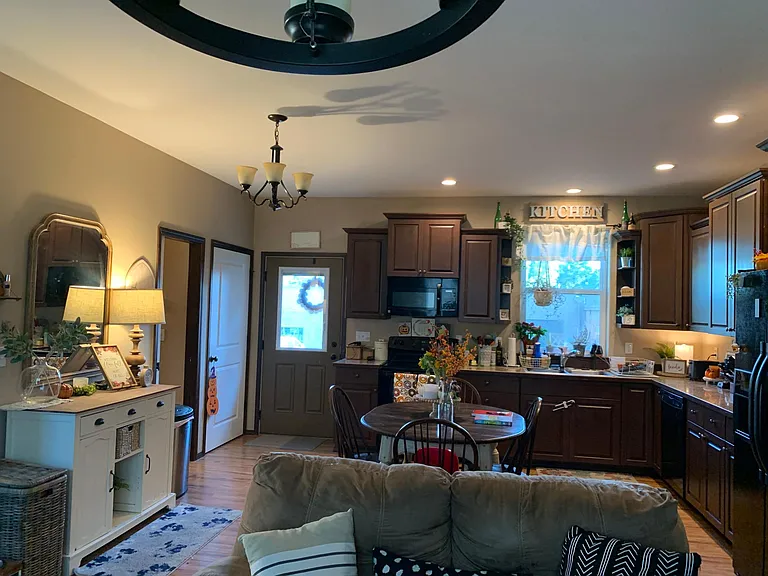 704 N Anderson St #3 — Photo 8