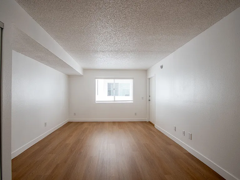 11030 Hartsook Street — Photo 48